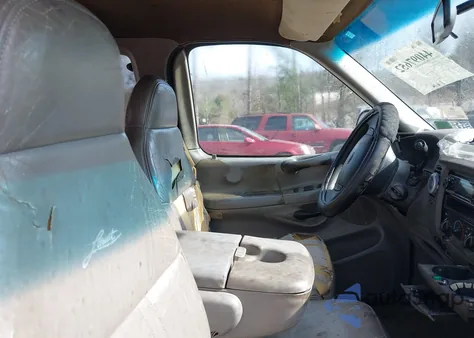 1997 Ford F-150 Lariat/Xl/Xlt z USA, uszkodzony, nr VIN 1FTDX07W1VKA61974